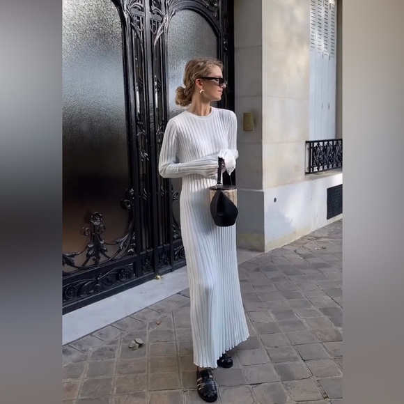 DISSH ADA DRESS SIZE M in WHITE - Picture 5 of 16